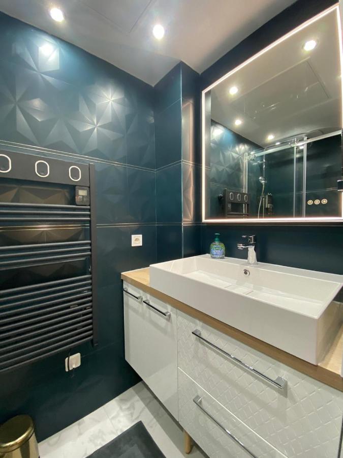 Beautiful Mini Loft Near Saint-Lazare Aparthotel Paris Exteriör bild