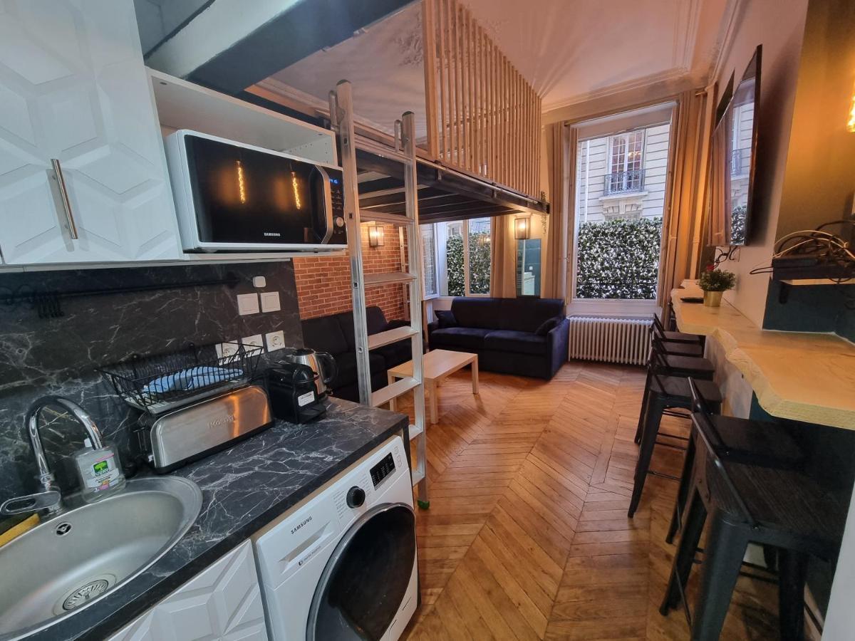 Beautiful Mini Loft Near Saint-Lazare Aparthotel Paris Exteriör bild