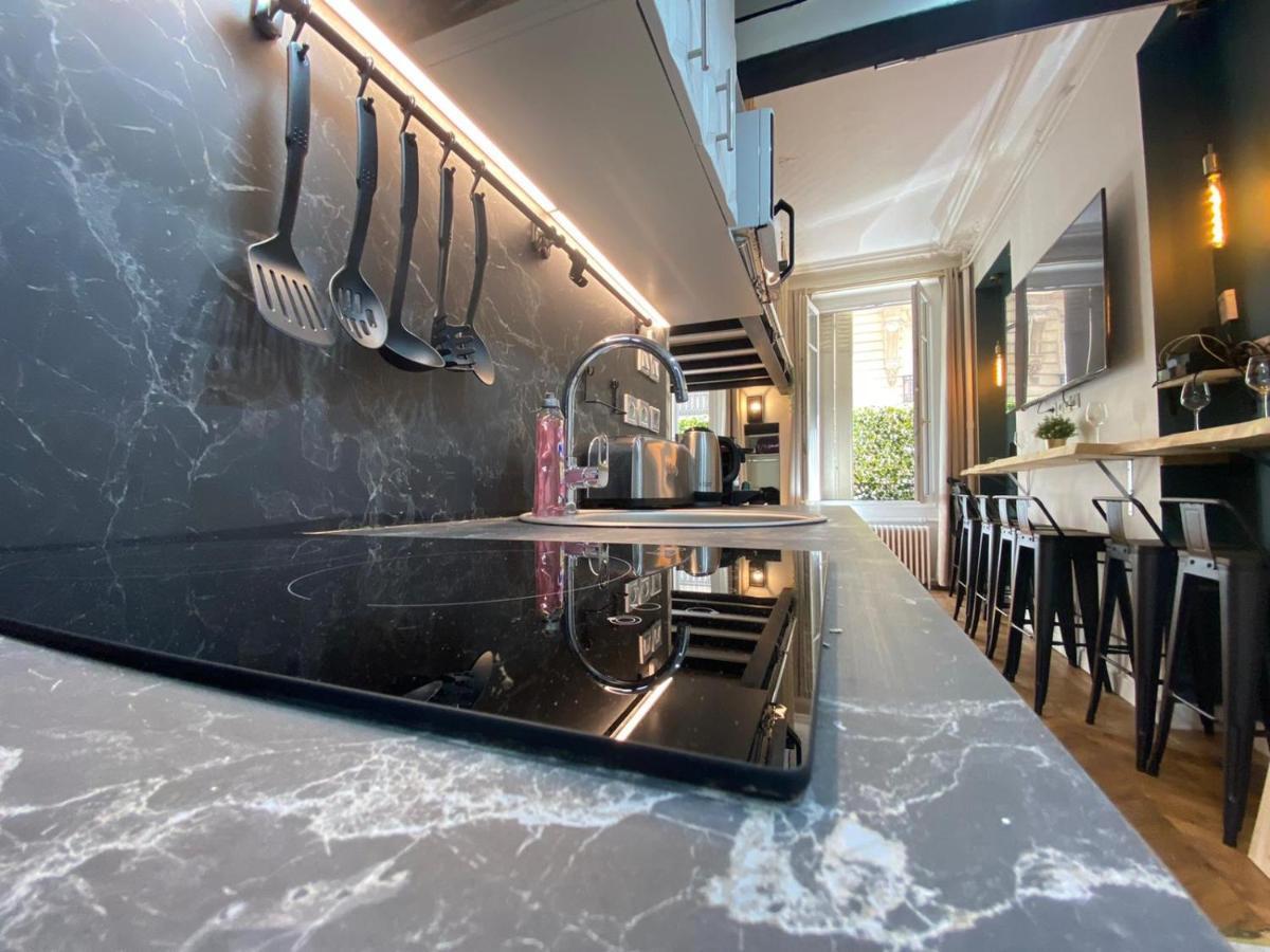 Beautiful Mini Loft Near Saint-Lazare Aparthotel Paris Exteriör bild