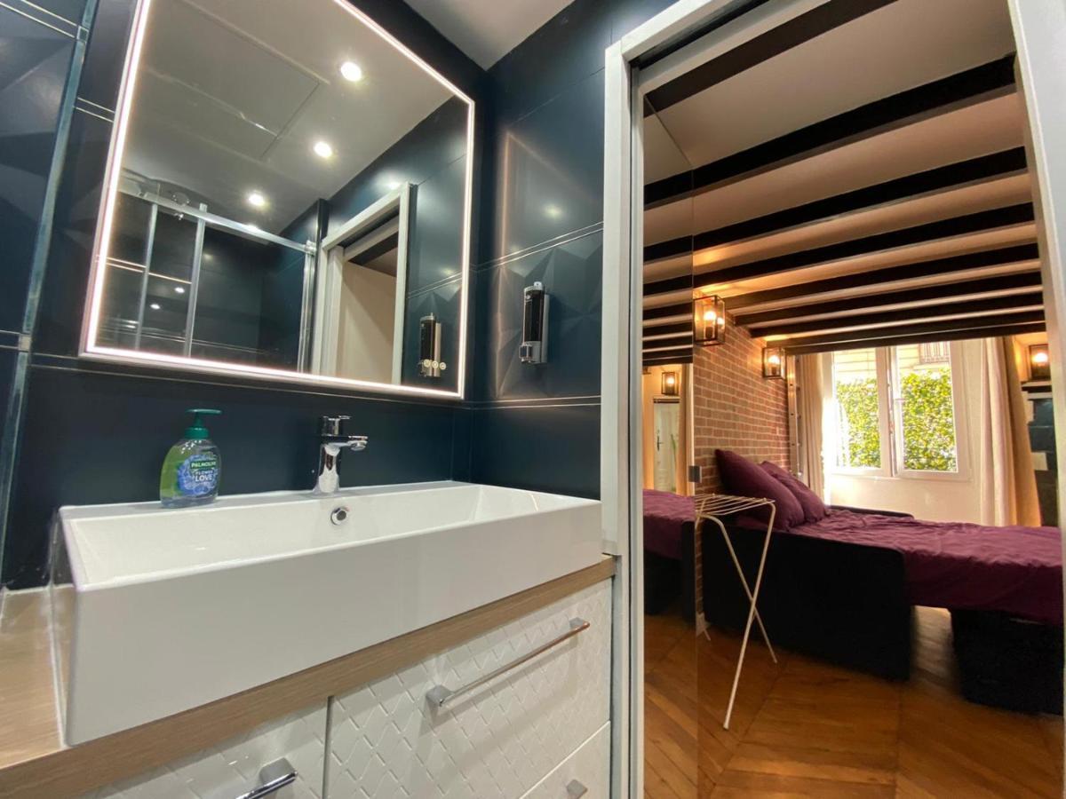 Beautiful Mini Loft Near Saint-Lazare Aparthotel Paris Exteriör bild