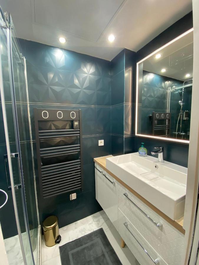 Beautiful Mini Loft Near Saint-Lazare Aparthotel Paris Exteriör bild
