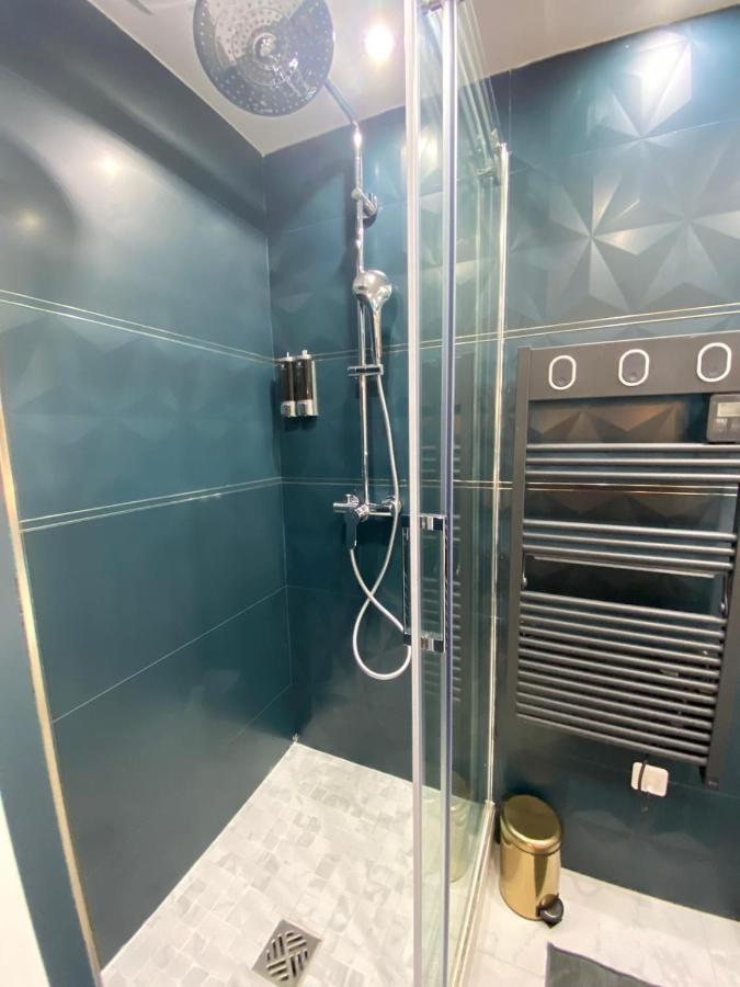 Beautiful Mini Loft Near Saint-Lazare Aparthotel Paris Exteriör bild