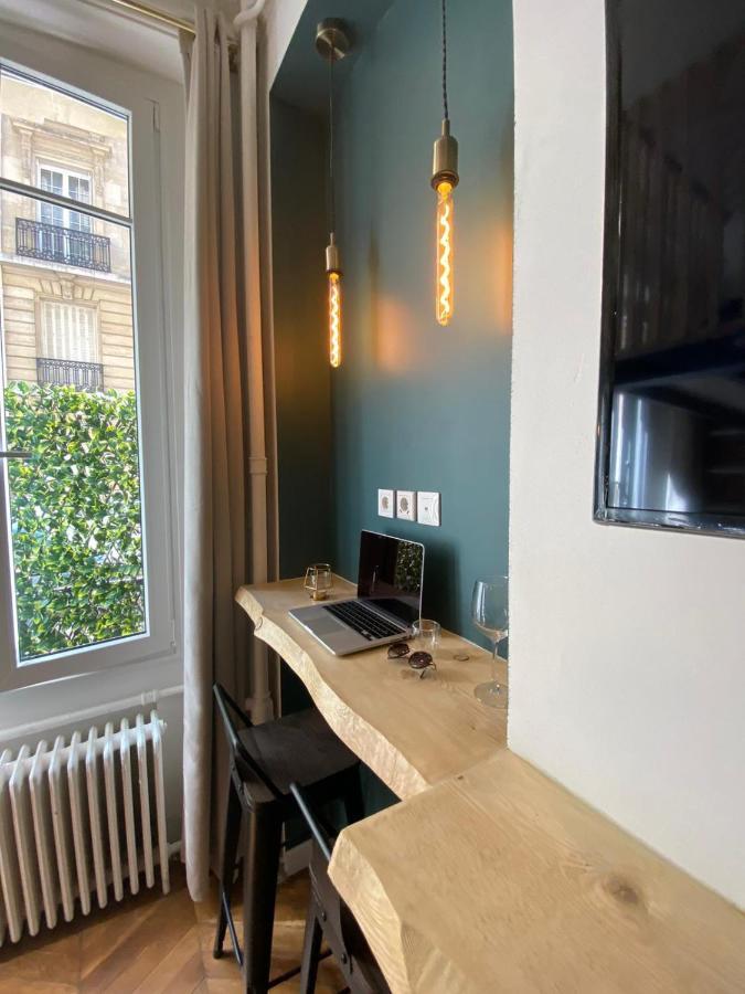 Beautiful Mini Loft Near Saint-Lazare Aparthotel Paris Exteriör bild